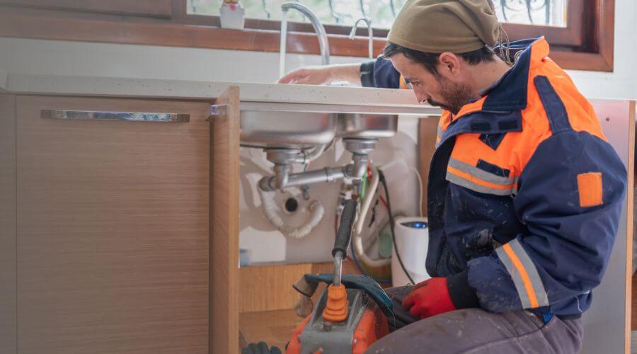 Professional bathroom faucet installation services in Danforth, IL